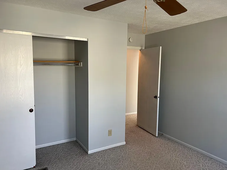 2711 Hurstland Ct — Photo 10