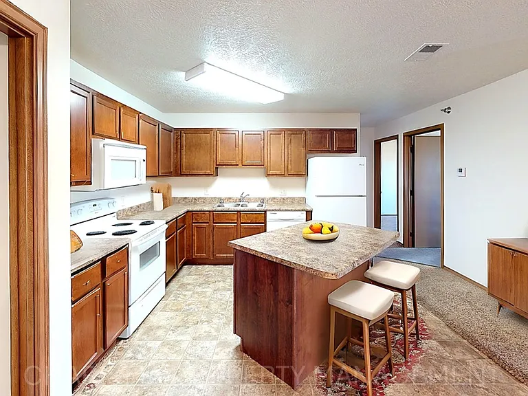 Gaspar Apartments — Photo 22