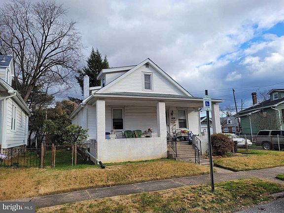 3rd image of 7711 Ferndale St
