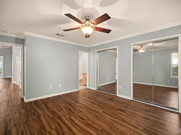 3510 Silvertree Ln — Photo 52