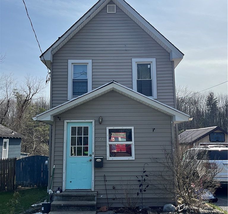 1st image of 921 Highland Ave