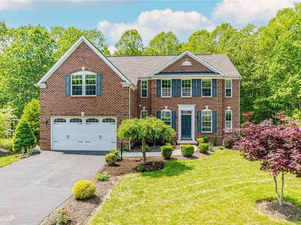 2311 Broomsage Ct, Export, PA 15632