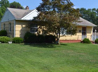 567 N 2nd St, Vineland, NJ 08360