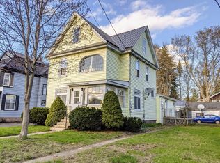 87 Park St, Malone, NY 12953