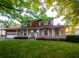 195 Vineyard Dr, Rochester, NY 14616