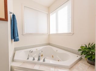 371 Martha Ln, Sequim, WA 98382