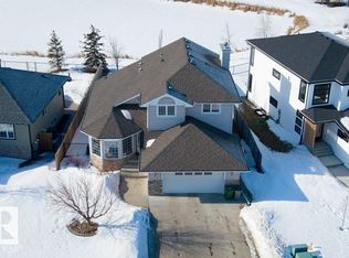 7908 97th St, Morinville, AB T8R1W1