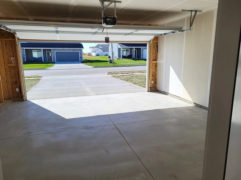 109 Cedar Dr — Photo 14