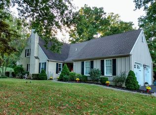 401 Timber Cir, Wayne, PA 19087