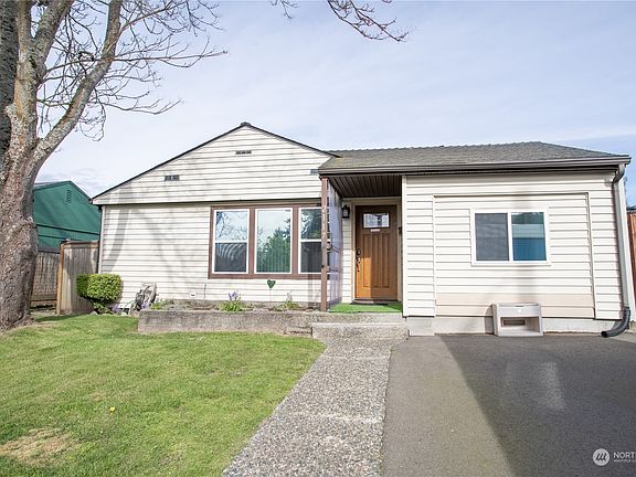 2nd image of 2117 S Sprague Avenue