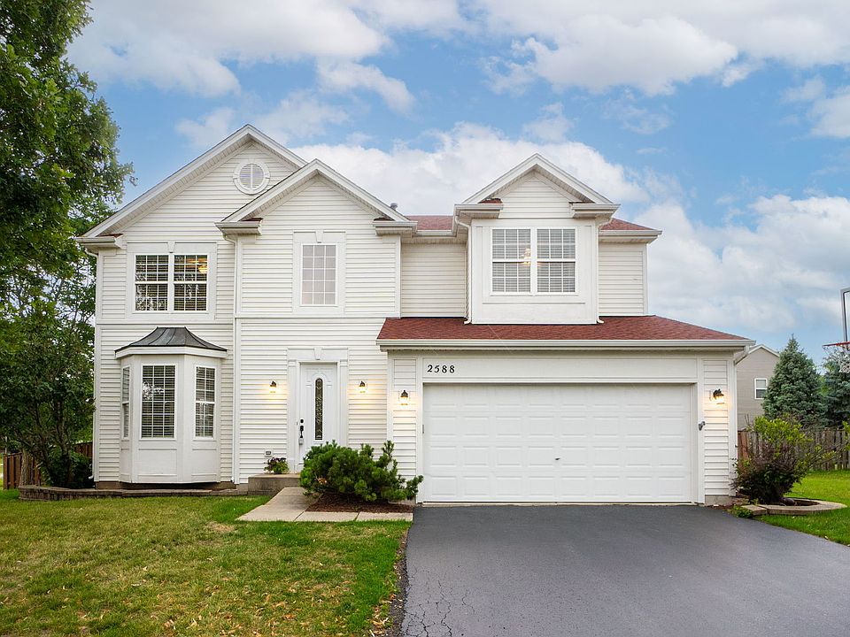 1st image of 2588 Vicksburg Ln