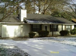 391 Churchill Ct, Jonesboro, GA