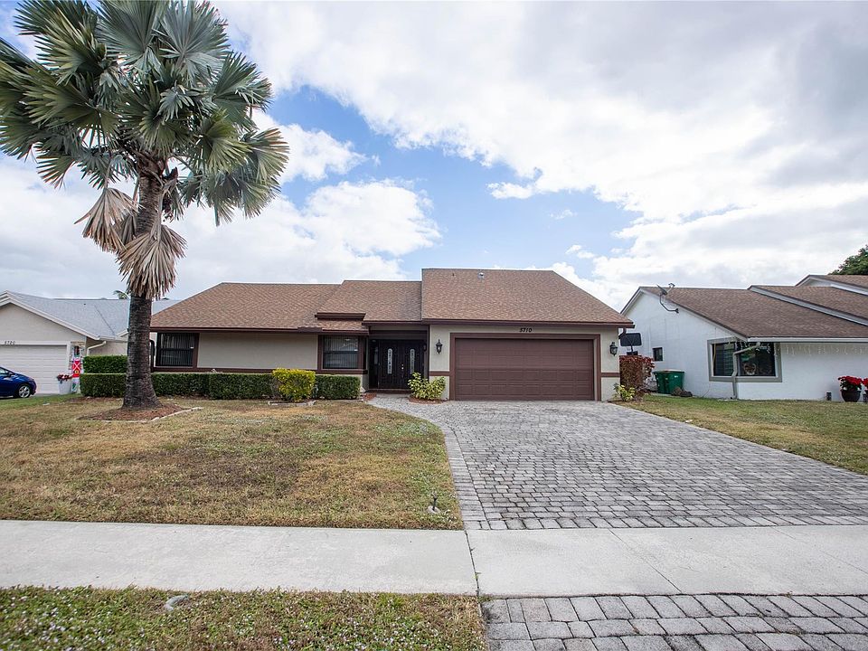 1st image of 5710 NW 54th Way