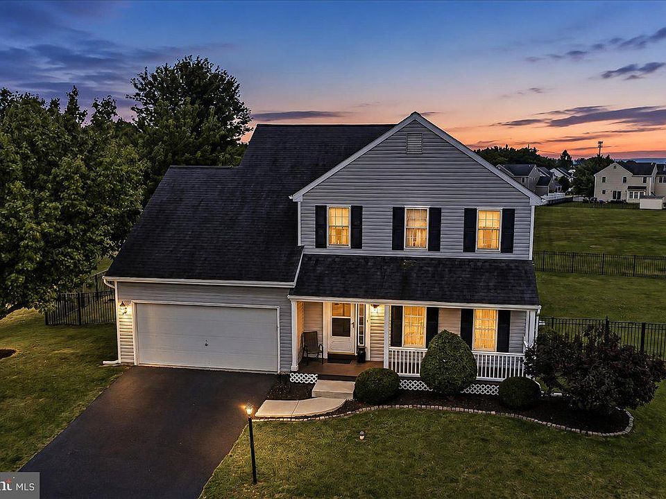 1st image of 423 Larchwood Dr