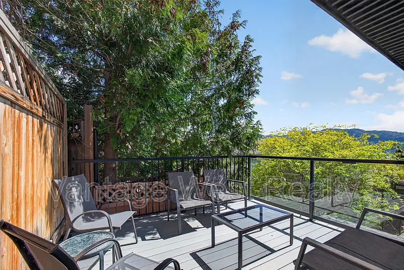 2 bed, 1.0 bath, $2,200 — Photo 3