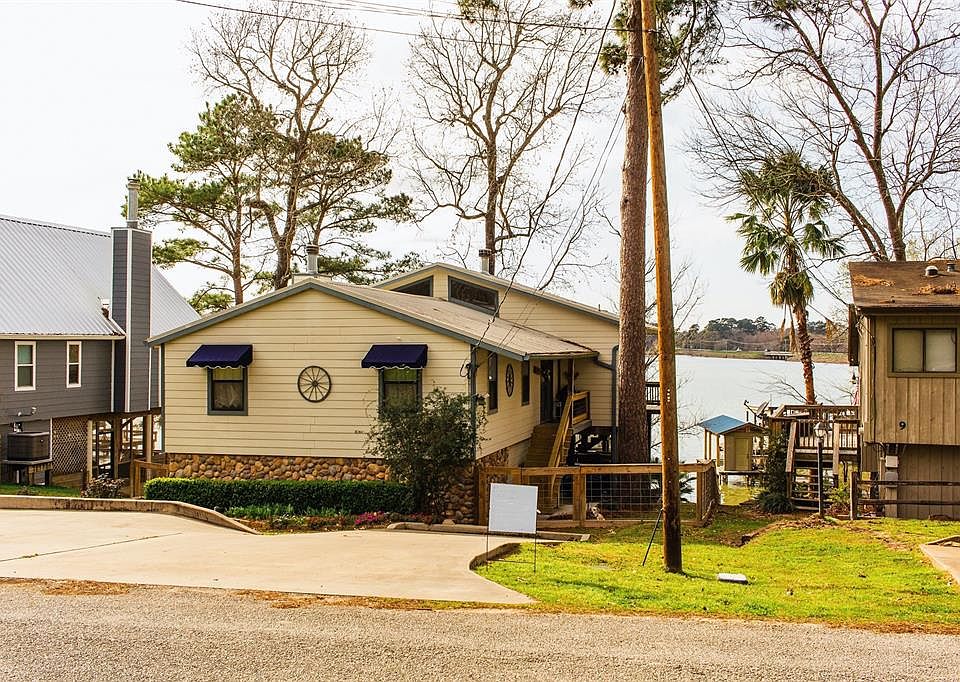 1st image of 196 W Cattle Dr