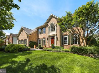22401 Belle Terra Dr, Ashburn, VA 20148
