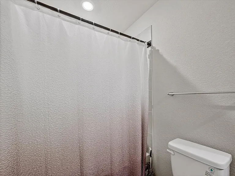 120 Monarch Way — Photo 31