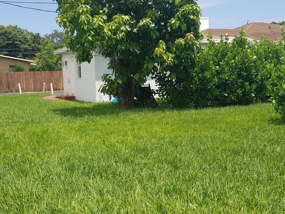 1st image of 601 NW 90th St APT 9