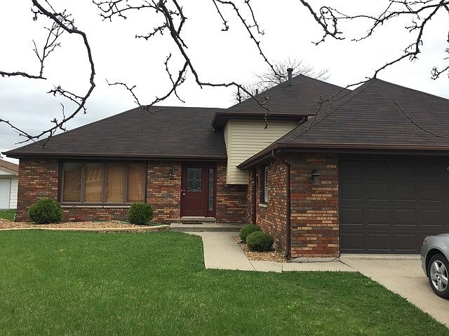 1st image of 19617 Lake Park Dr