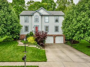 121 Holly Hill Dr, Oakdale, PA 15071