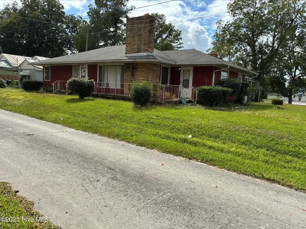 821 Smith Street, New Bern, NC 28560