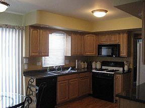5th image of 17030 Creekside Ave