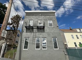 208 5th St #2F, Elizabethport, NJ 07206