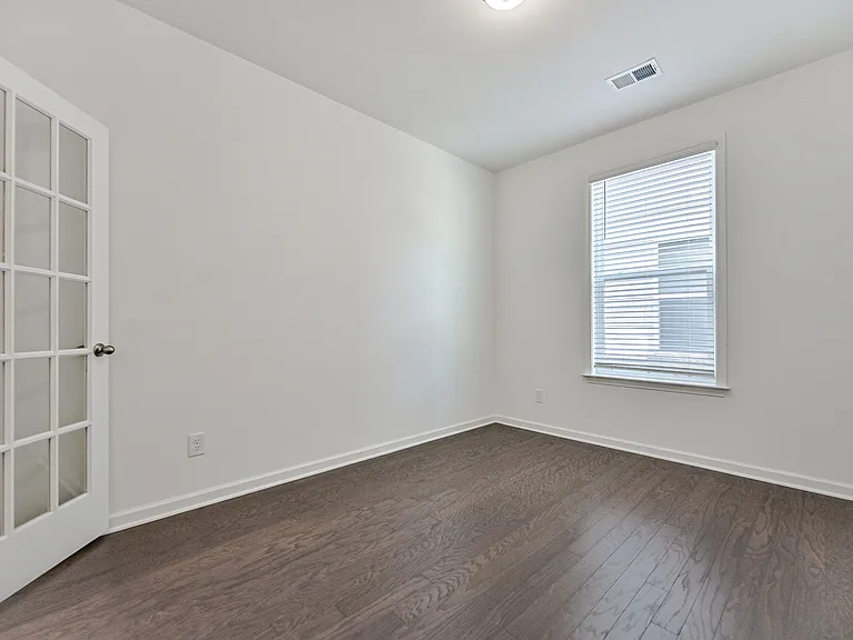 3928 Hester St — Photo 17