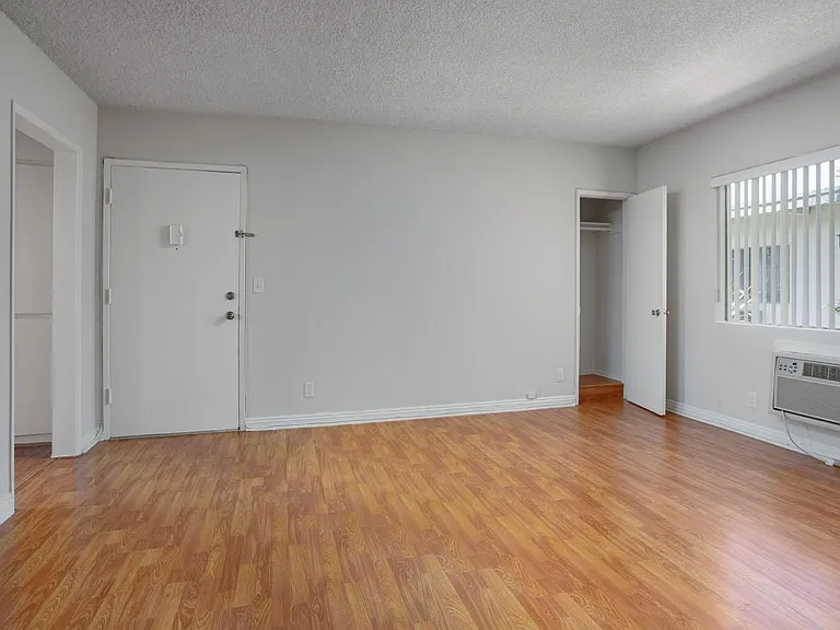 12125 Weddington St #9 — Photo 8