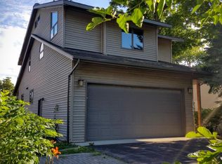 5591 Paw Paw Lake Rd, Coloma, MI 49038