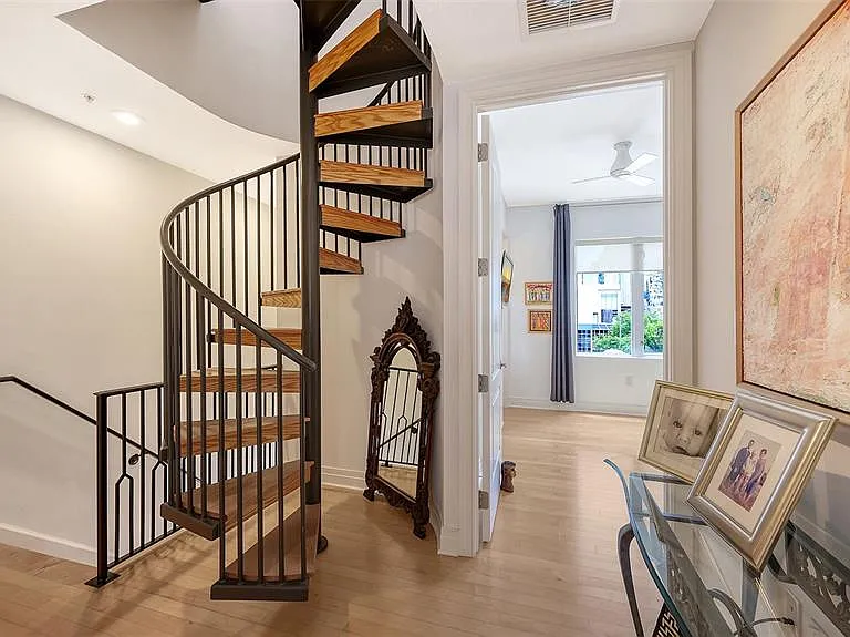 235 Cocoanut Ave #128E — Photo 33