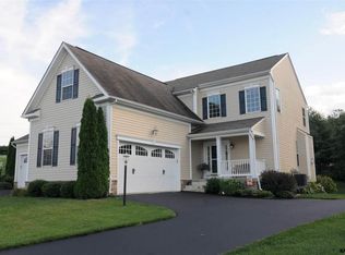 856 Lake Redman Ct, Seven Valleys, PA 17360