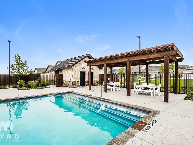 30 West Luxury Rental Homes — Photo 13
