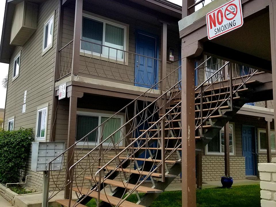 1st image of 2302 Morley St #2