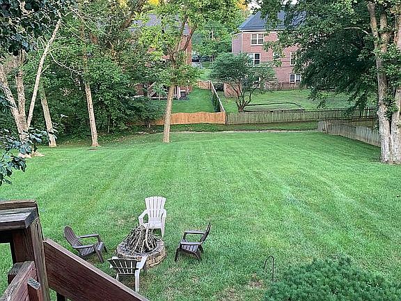 5th image of 2328 Woodfield Cir
