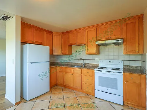 978 Westlynn Way #3 Photo 1