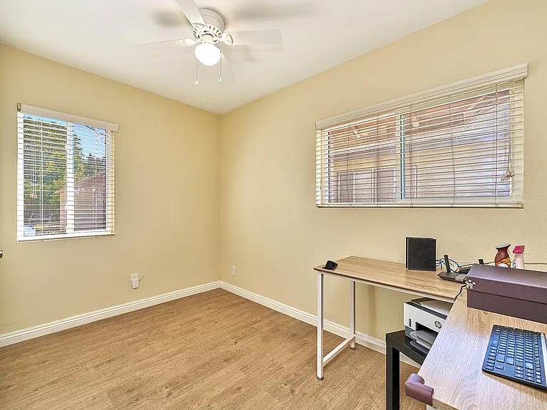 2837 W Avenue 33 — Photo 12