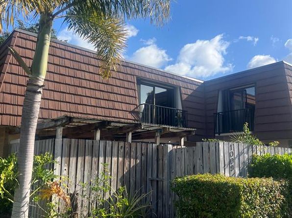 1009 10th Ln
