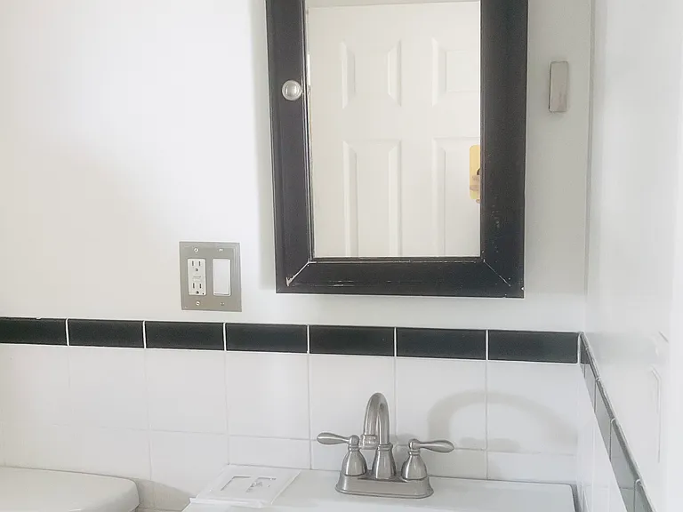 516 Market St — Photo 19