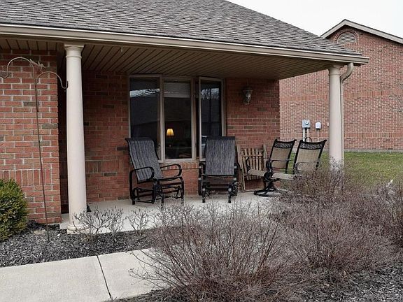 2nd image of 750 Timber Lake Dr