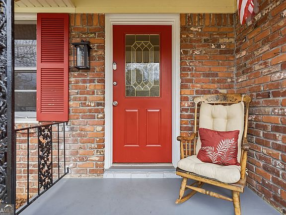 4th image of 1792 Frazier Rd