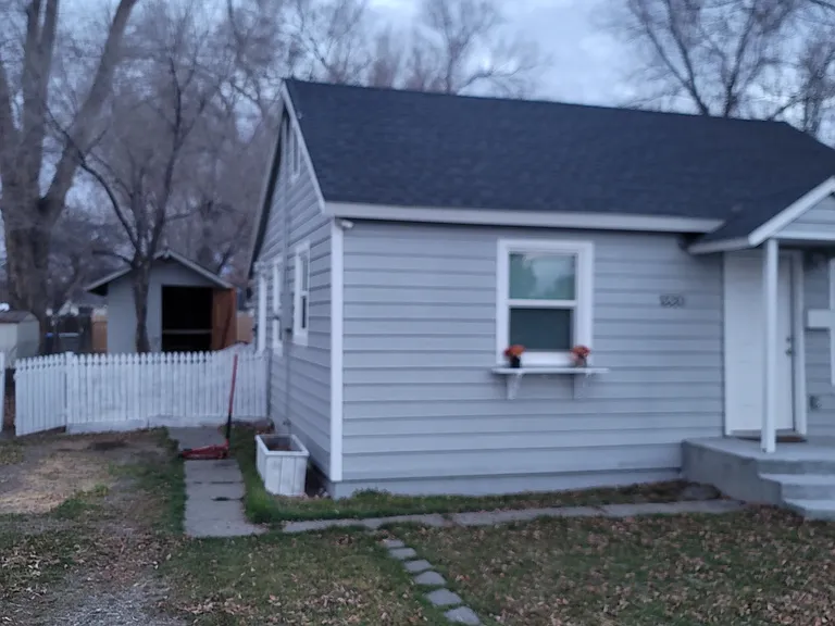 1330 American Legion Blvd — Photo 2