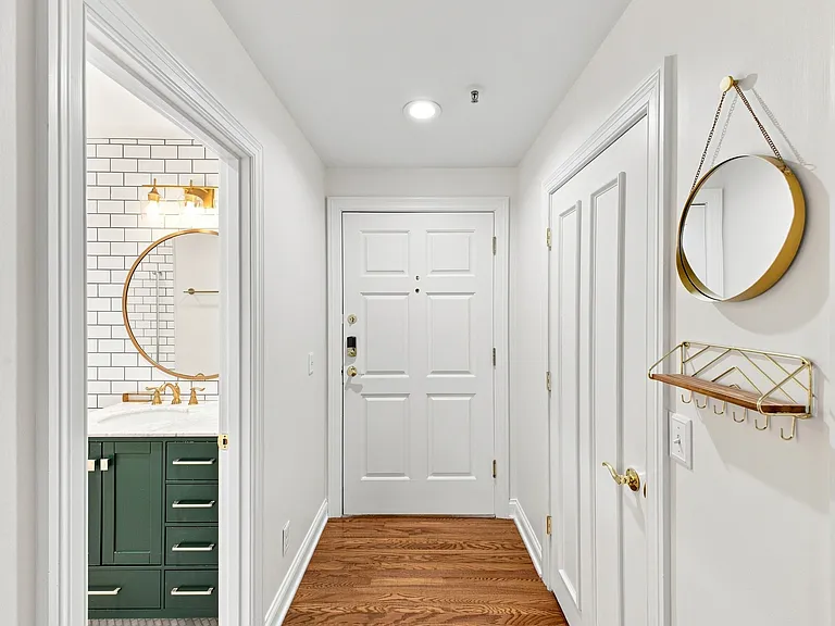 55 W Livingston Ave #203 — Photo 7