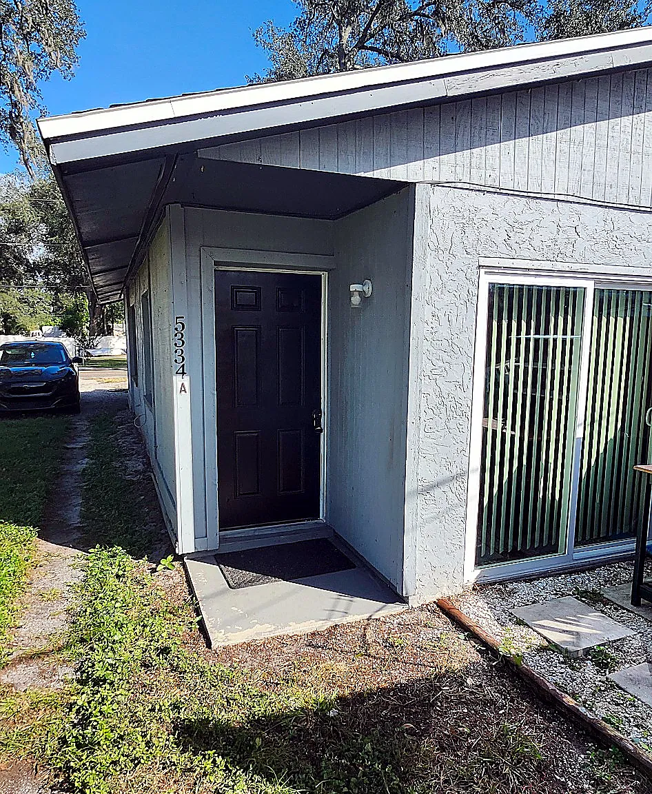 2 bed, 700 sqft, $1,400 — Photo 1