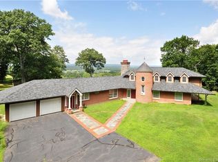 39 Diamond Glen Rd, Farmington, CT 06032