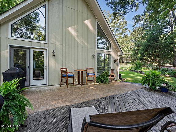 3rd image of 2146 Jaybird Rd