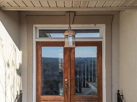 2nd image of 1860 Weston Hills Dr NW
