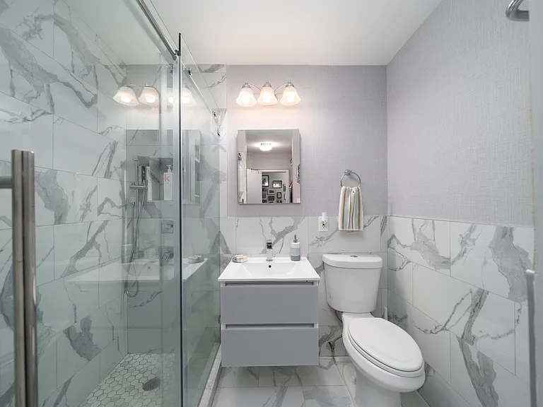 6050 Boulevard East #6D — Photo 13