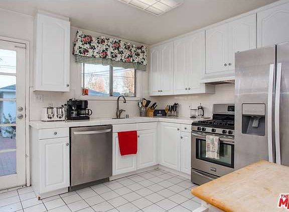 3rd image of 2626 Midvale Ave